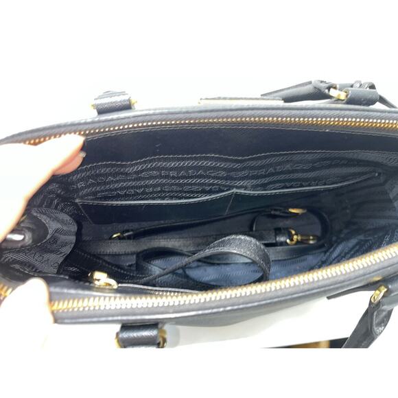 Prada Black Saffiano Leather Galleria Tote Bag - Picture 3 of 7